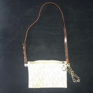 Michael Kors wristlet (Leather) Brand New WOT